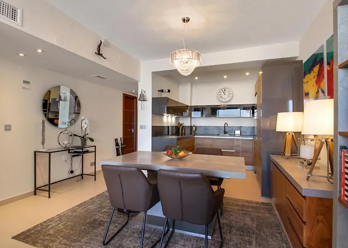 Apartament La Nogalera Deluxe *